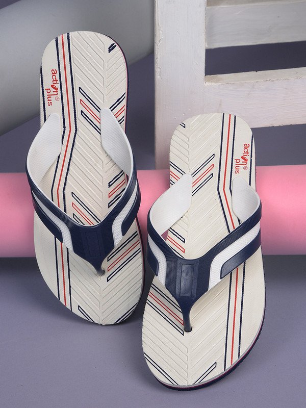 action Men Slippers(White , 9)